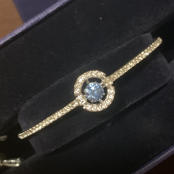 (Sold) NEW. Swarovski Bangle - Picture 5 of 6